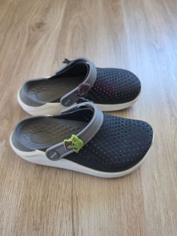 Kids Crocs size 2Y
