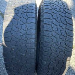 245 75 16 Falken Set of 2 Used