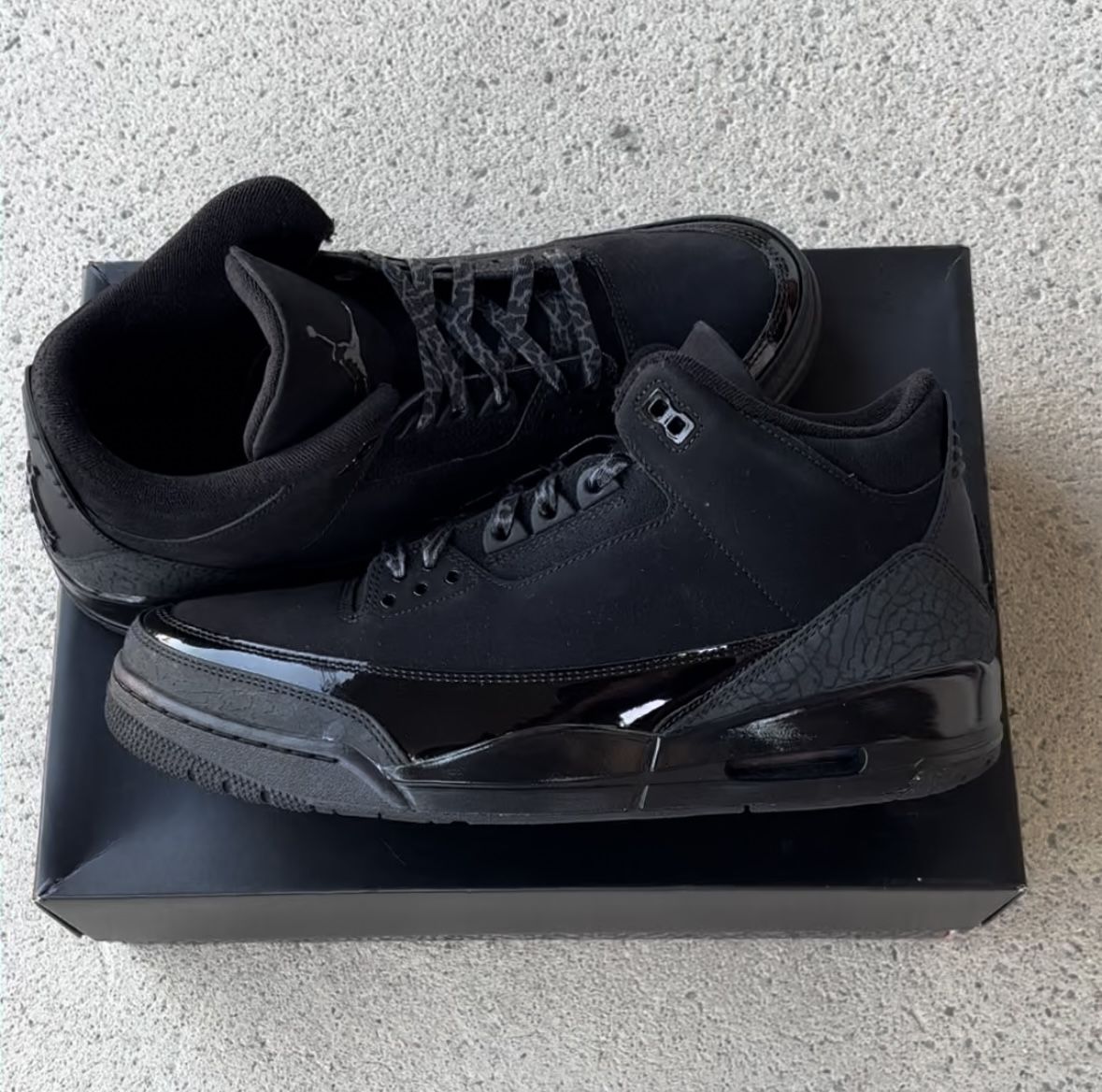Jordan 3 Black Cat (2025)