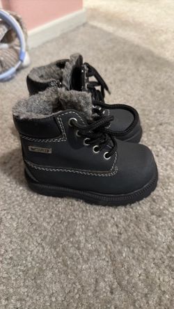 SmartFit Boys' Black Boys' Fleece Waterproof Boot