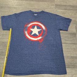 Mens Large Marvel Captain America TShirt with Distressed Shield Graphic