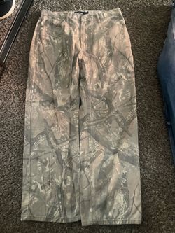 broken threads jeans and rsq camo baggy pants