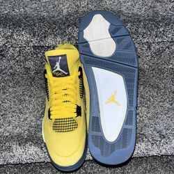 Air Jordan 4 Retro ‘Lightning' Size 12