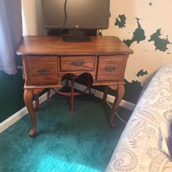  Vanity Or Desk 80.00