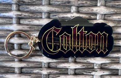 Colton ♥️💛🐝 keychain