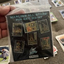 430 card baseball collection & pins of Marlyns