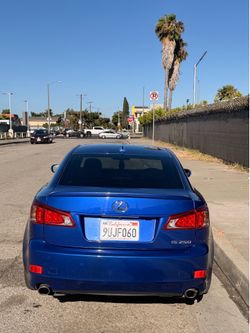 2011 lexus IS250