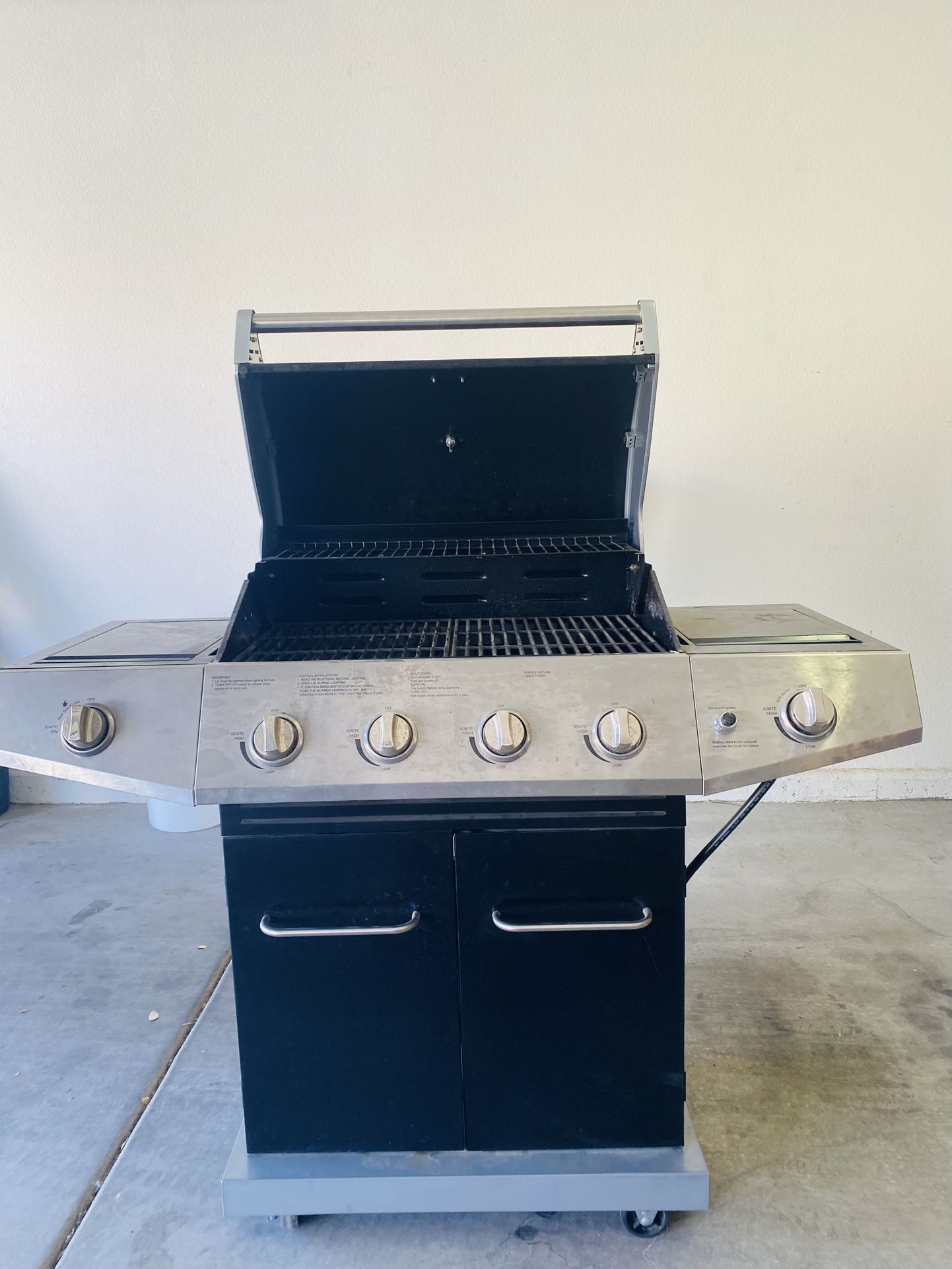 bbq grill 48Lx20Wx46H