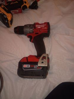 Milwaukee Fuel M18 Hammer Drill w/ Battery