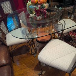 Glass Dinning Room Table 