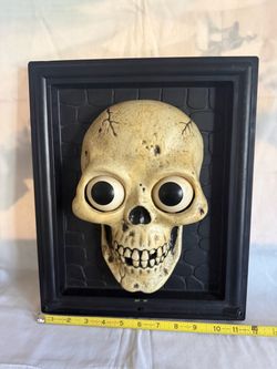 Animated Halloween Skull Wall Decoration