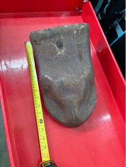 Huge caterpillar bucket tooth