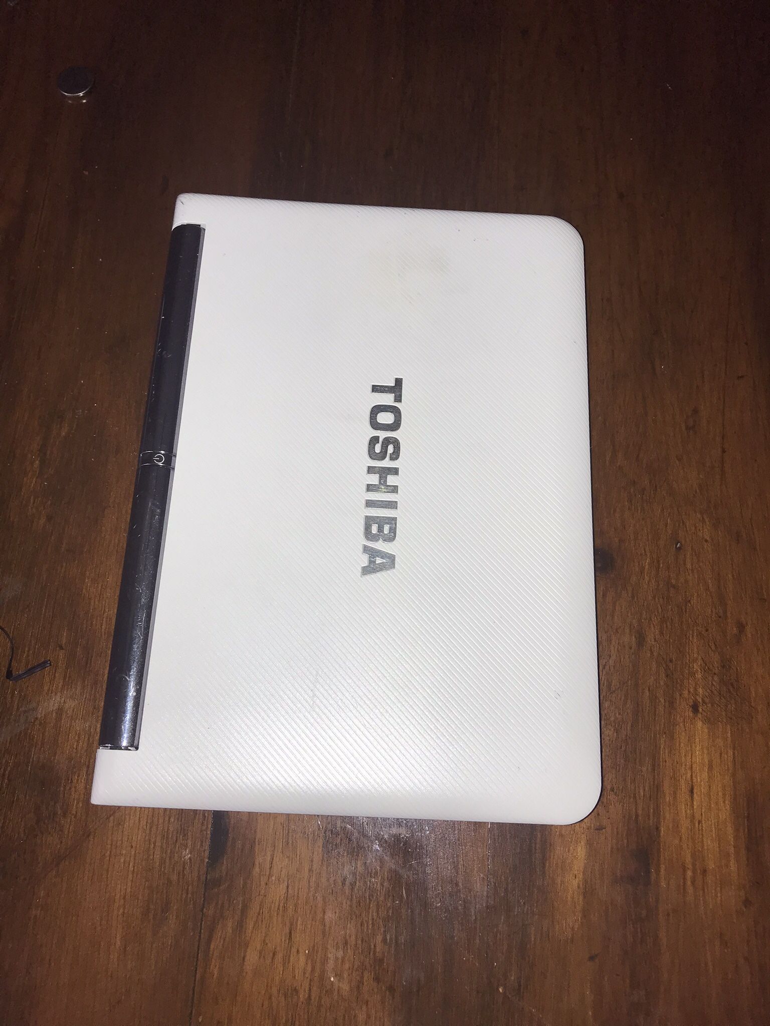 Toshiba Laptop Excellent  Condition Comes With Charger 