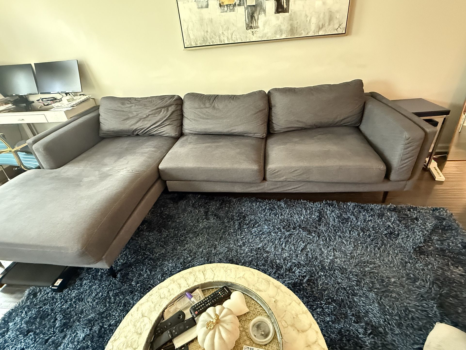 Sectional sofa