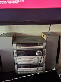 Aiwa stereo/Am/Fm/CD player.