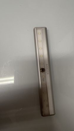 Auto Drive Motion-Activated Magnetic Step Lights