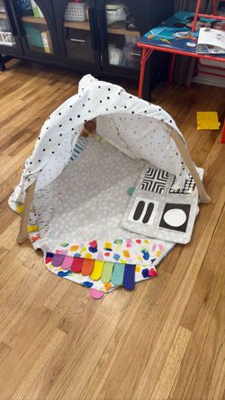 Love every play play gym