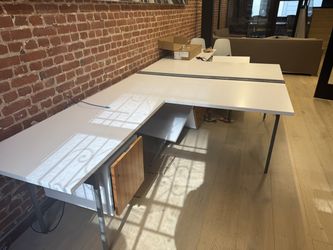 Florence Knoll L Shape Antenna Desks For Two Attached Together With Storage