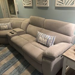 Power Reclining Sectional