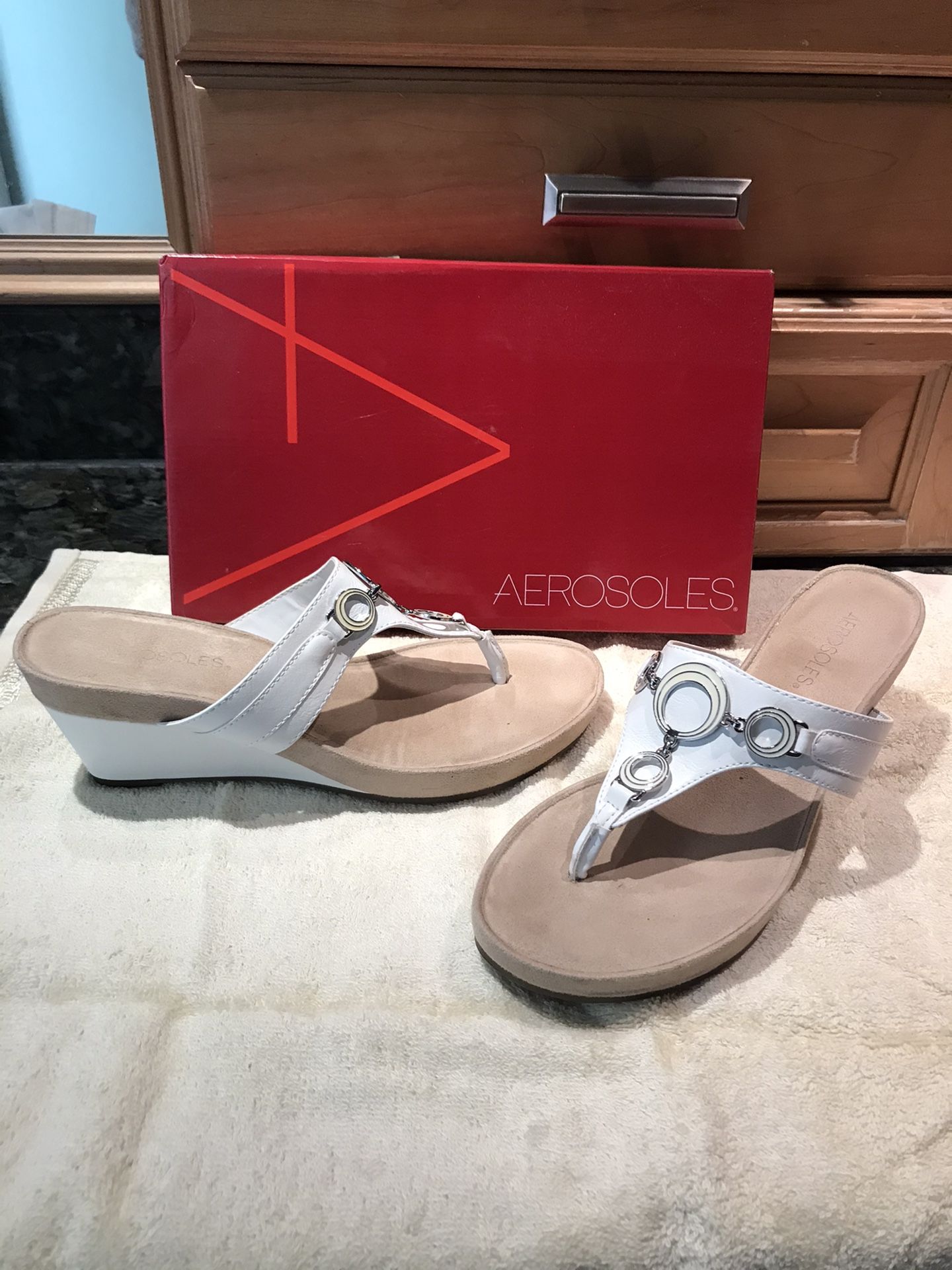 White Women’s Sandal Wedge Shoes