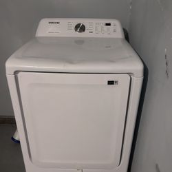 Washer/ Dryer 