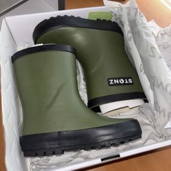 Stonz Rain Boot 