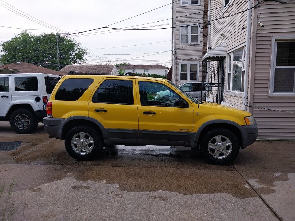 2002 Ford Escape