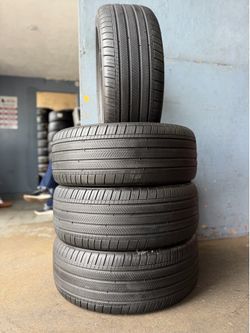 235/45/18 Michelin