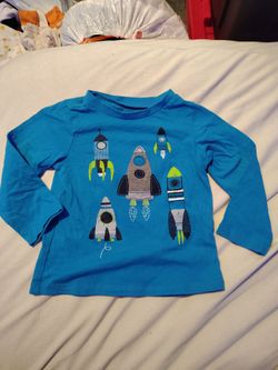 Long sleeve spaceship shirt