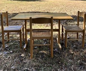 Discounted Special!! Dining Room Table & Chair Set 🪑