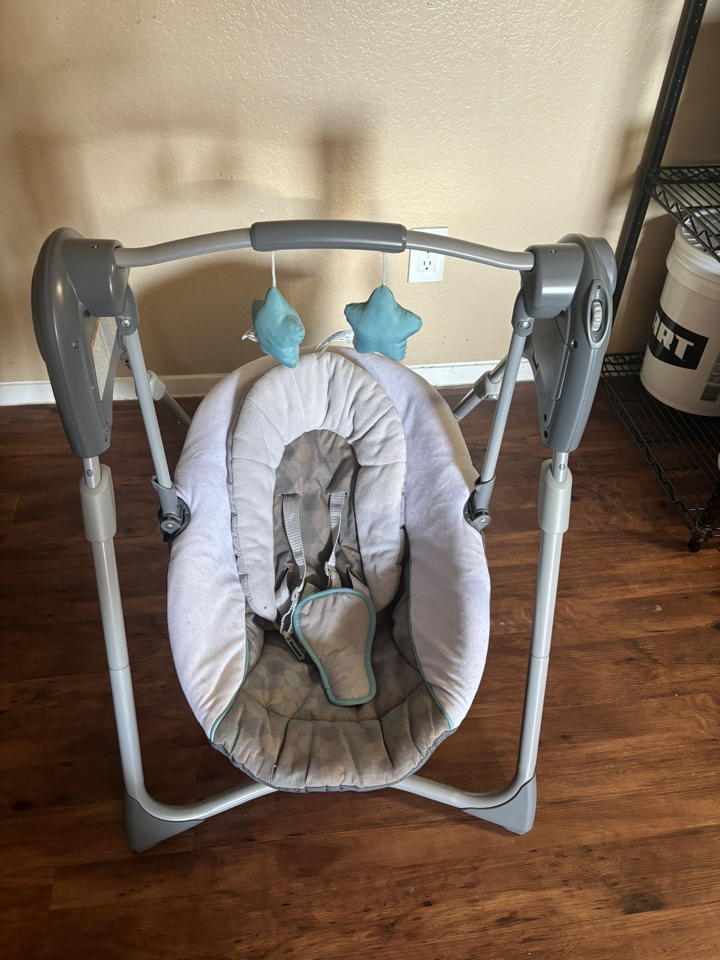 Graco Baby Swing