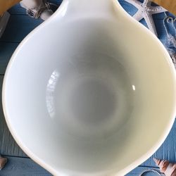 Pyrex 1-1/2 quart oven ware bowl