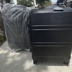  2 Black 20 Inch Carry-On Luggage’s 