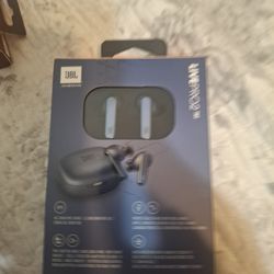 JBL LIVEPRO2 TWS earbuds & Scullcandy SESH ANC earbuds