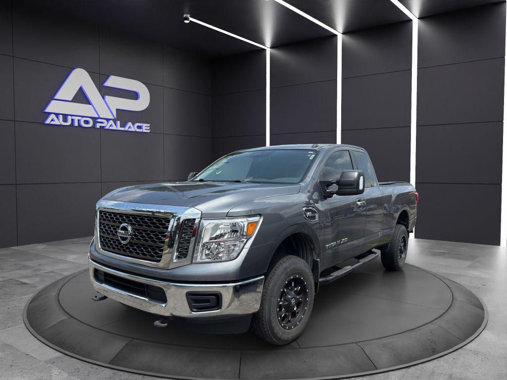 2018 Nissan TITAN XD