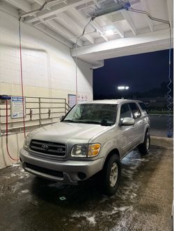 2001 toyota Seqouia