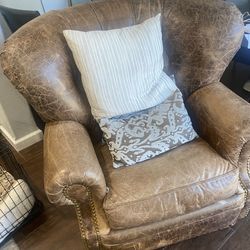 Free brown leather chair - rustic style / comportable