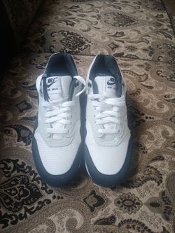 Air max shoes