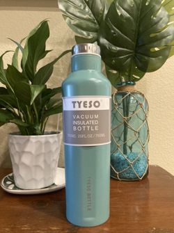 Double walled insulated bottle