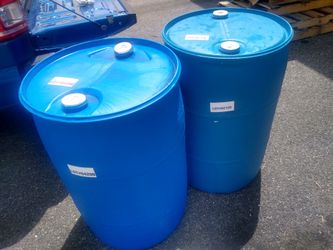 Plastic 55 Gallon Barrels / Rain Barrels