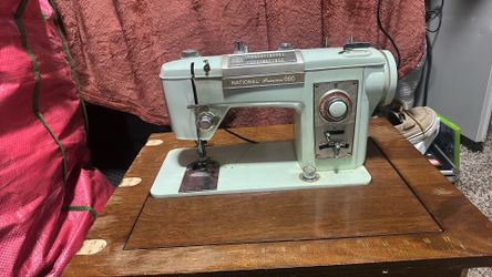 Vintage National Princess 666 Sewing Machine w/ Case – Runs – Made in Japan