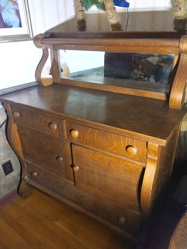 Antique Sidebar/buffet