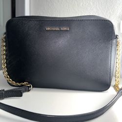 Michael Kors Leather Bag