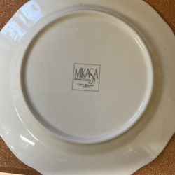 VINTAGE MIKASA BONE CHINA CAPII BELLAMY  FINE CHINA 