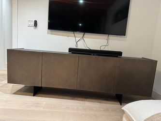 Credenza