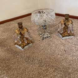 Center Piece Etched Glass Bowl With Matching Candles Stakeholders