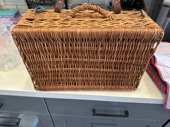Beautiful Vintage Fortnum & Mason Picnic Hamper