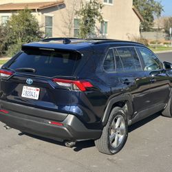 2021 Toyota RAV4 Hybrid AWD