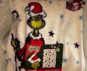 NEW CHRISTMAS PLUSH THROW THE GRINCH