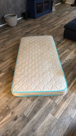 Twin size mattress